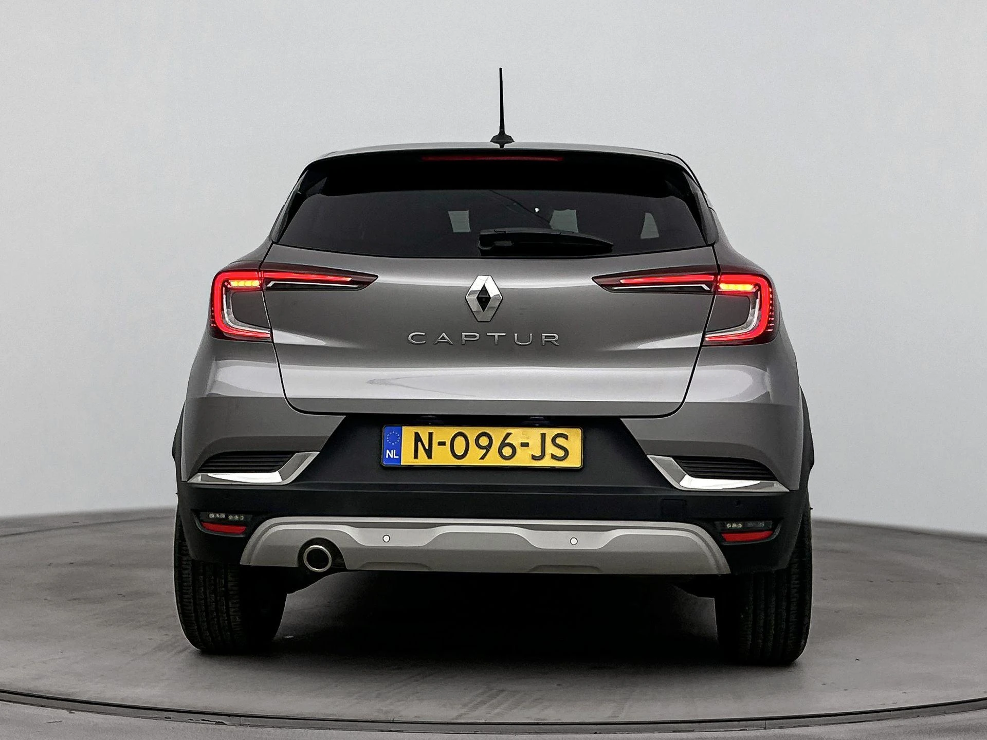 Renault-Captur-image-2