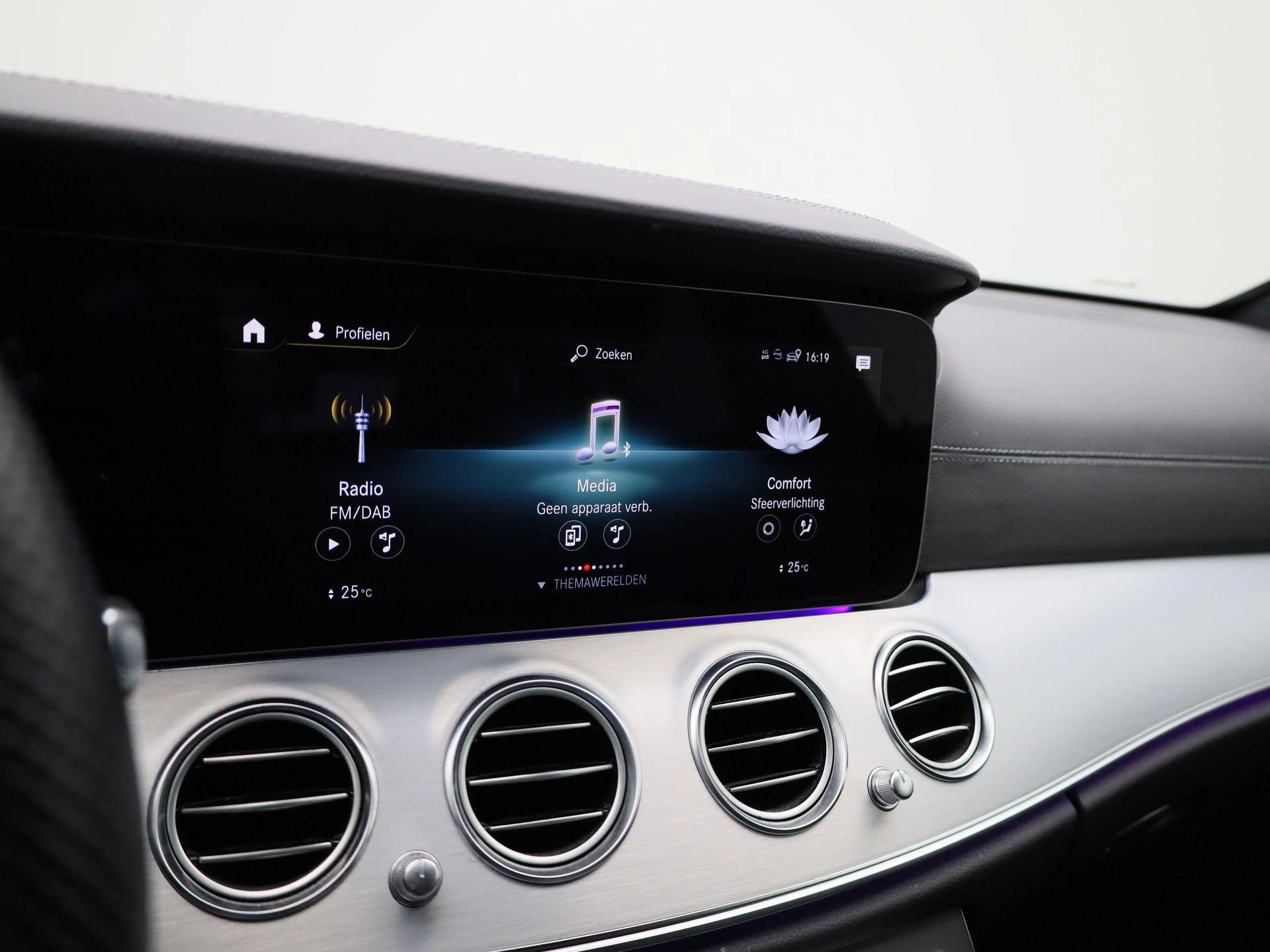 Mercedes-Benz-Classe E-image-16