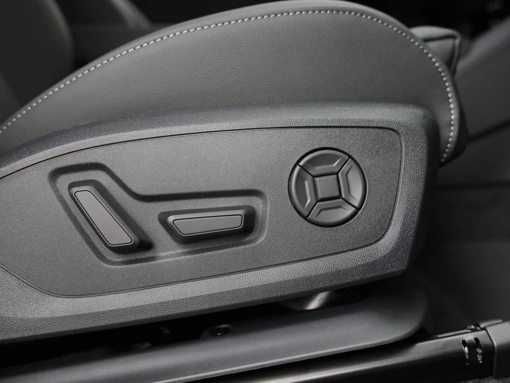 Audi-Q6 e-tron-image-11