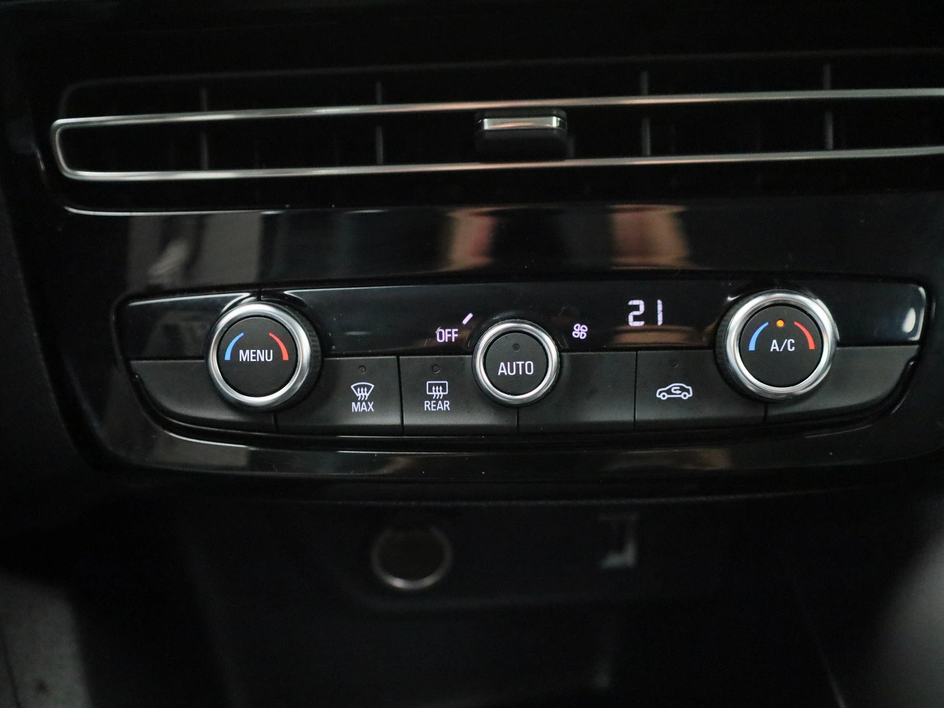 Opel-Mokka-image-19