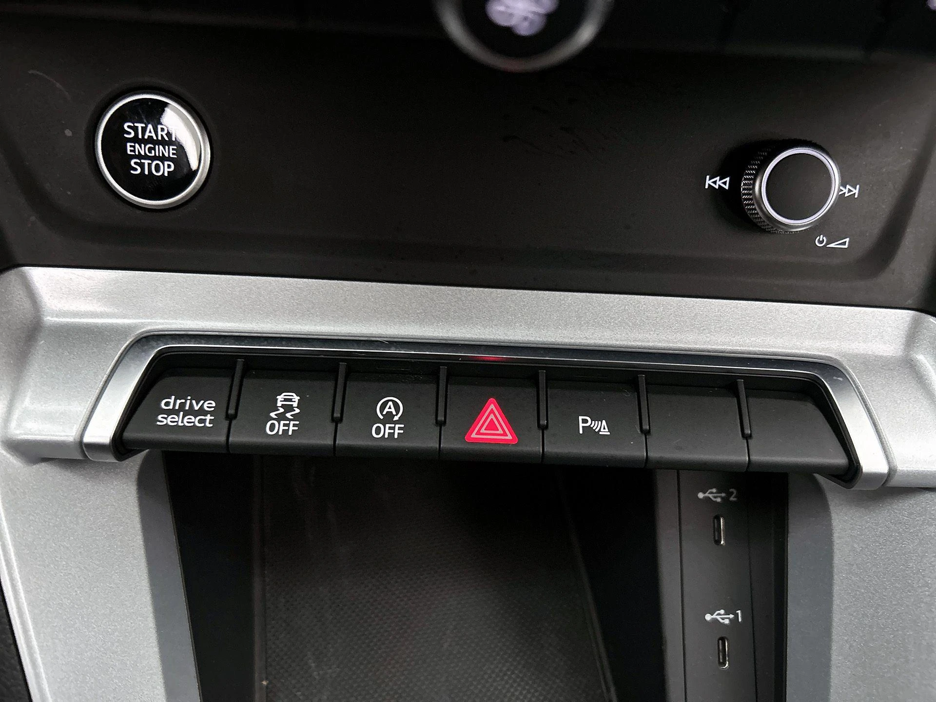 Audi-Q3-image-13