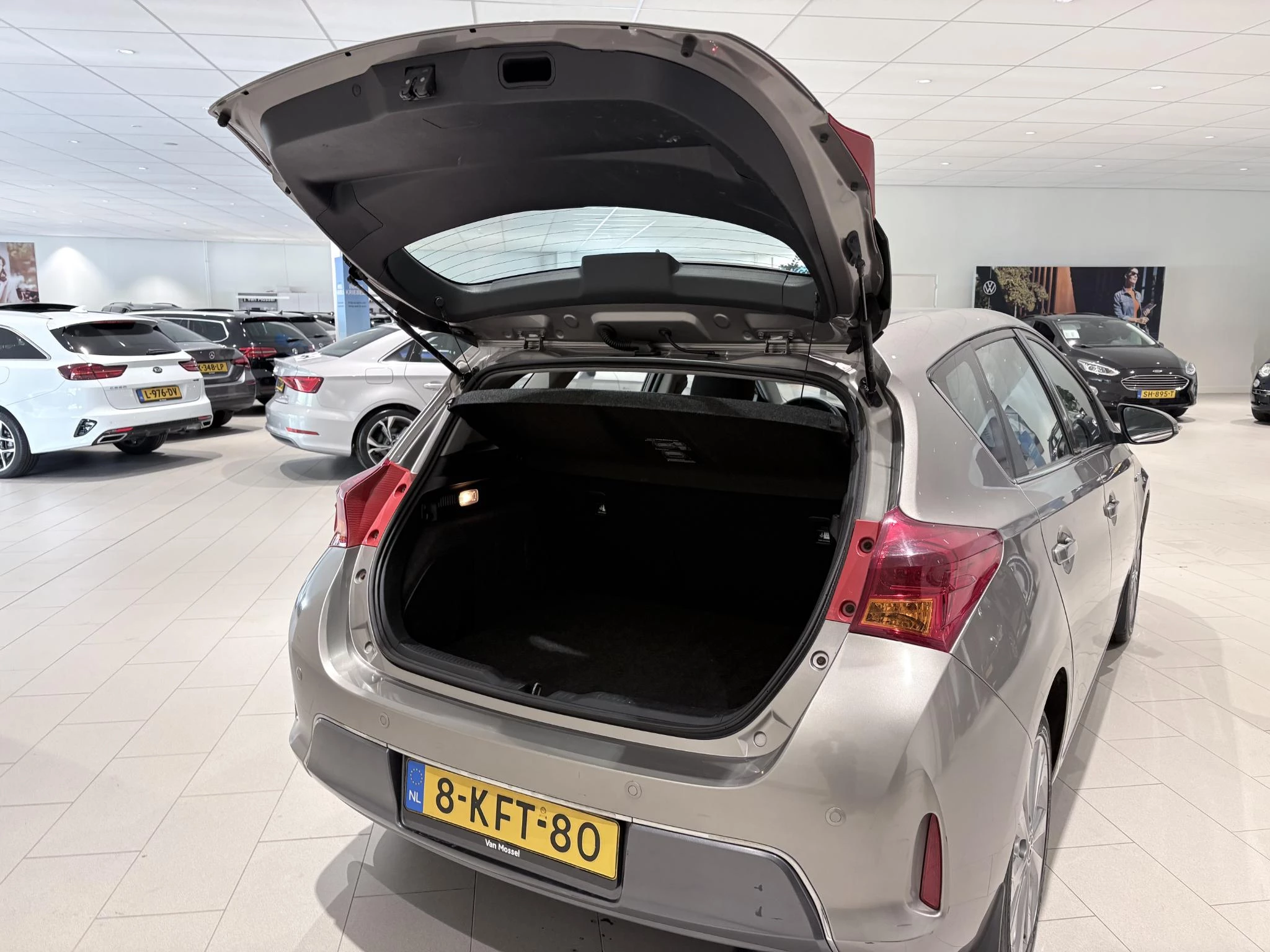 Toyota-Auris-image-4