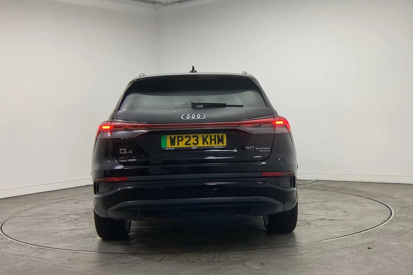 Audi-Q4 e-tron-image-10