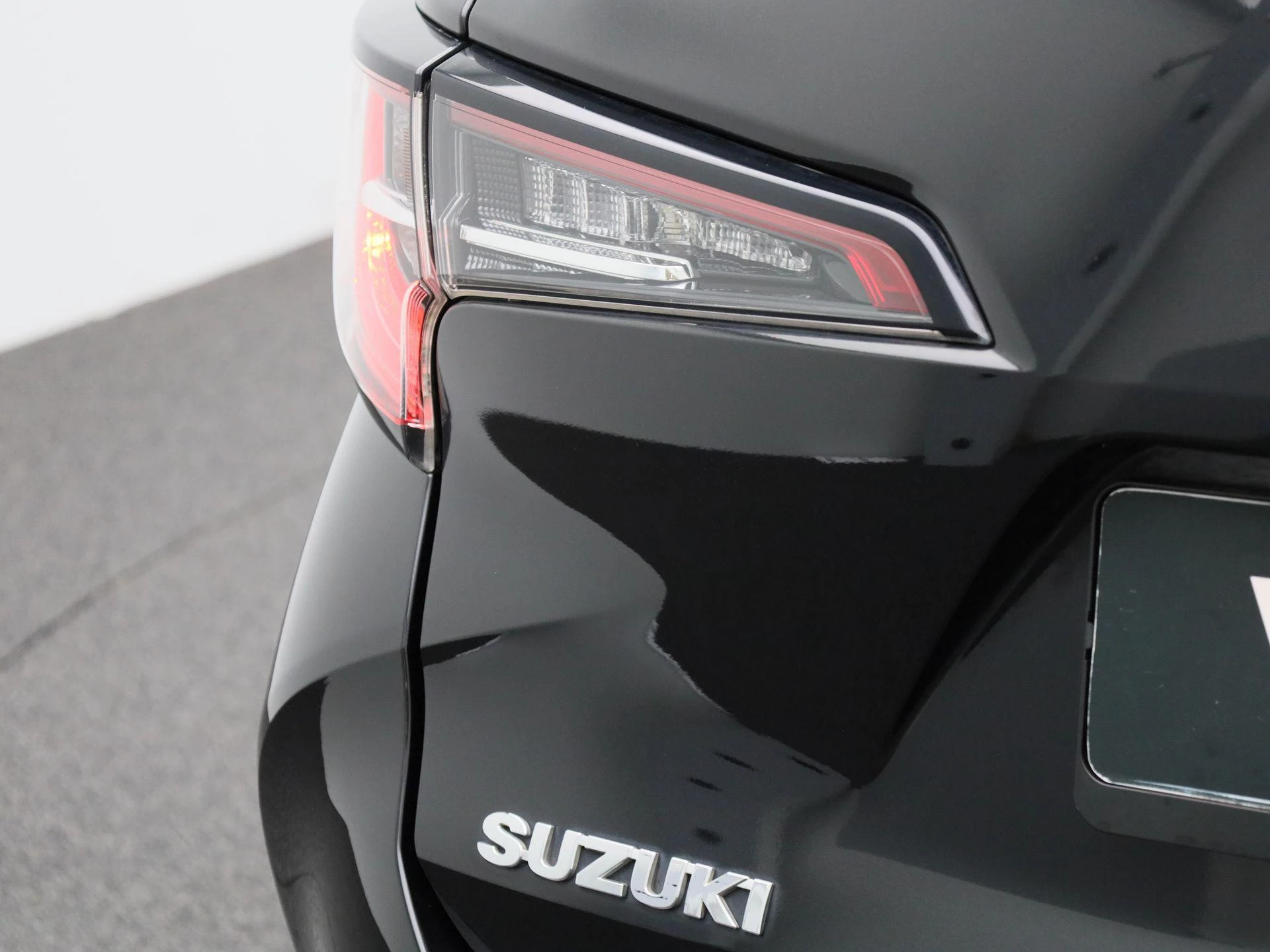 Suzuki-Swace-image-38