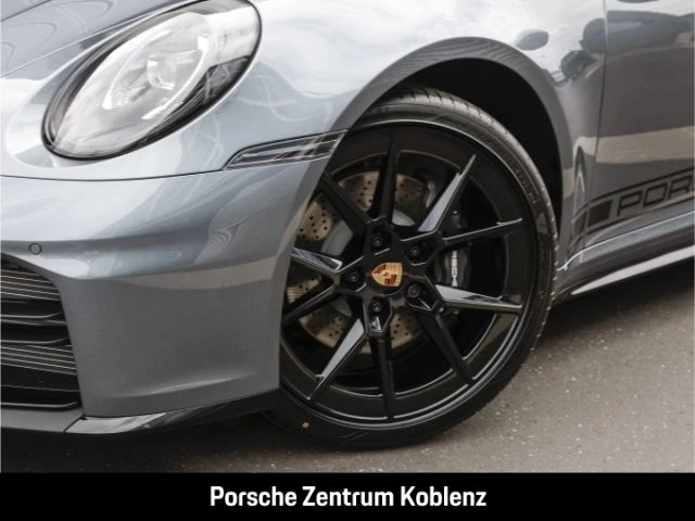 Porsche-911-image-9