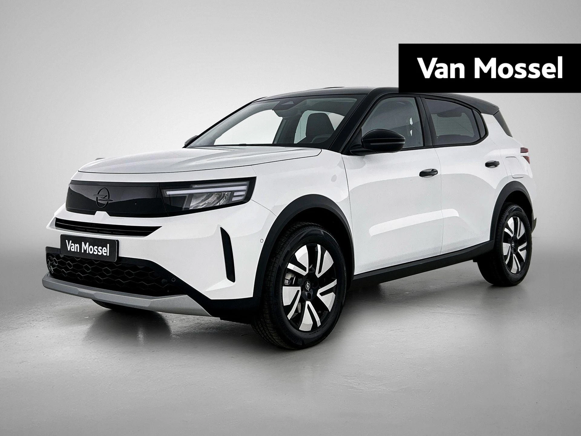 Opel-Frontera-image-0