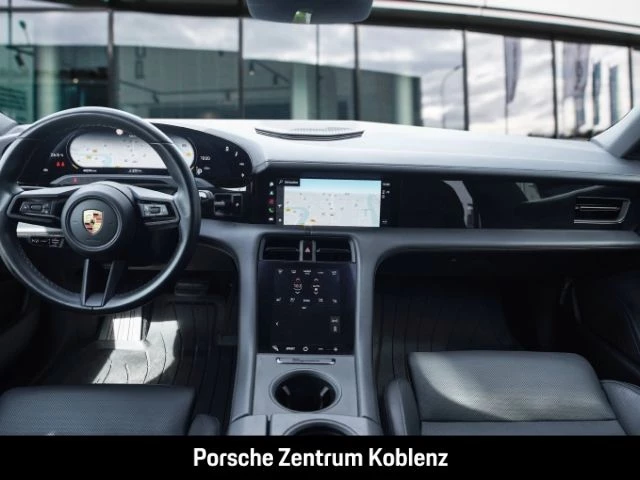 Porsche Taycan 4 Cross Turismo s