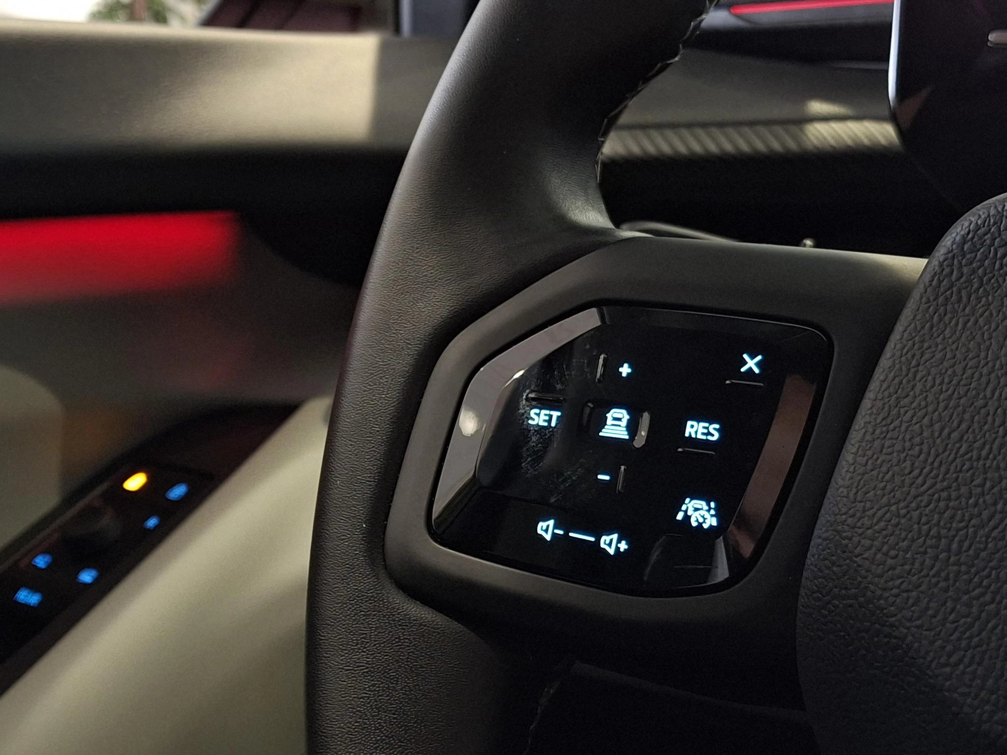 Ford-Explorer-image-27