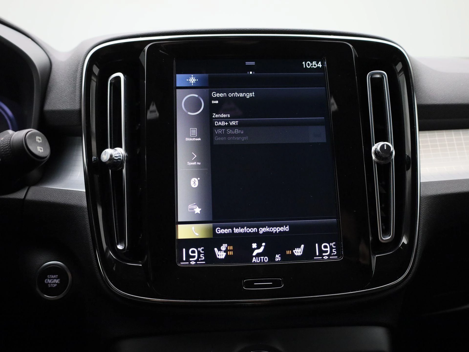 Volvo-XC40-image-22