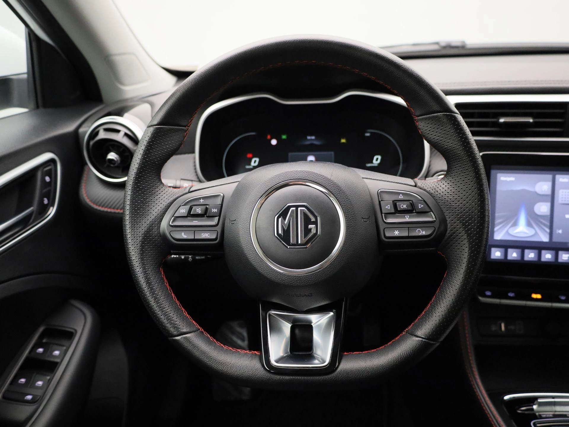 MG-ZS EV-image-6