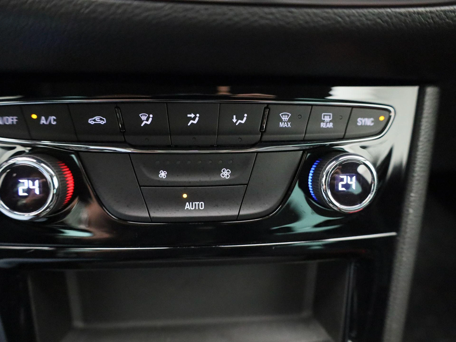 Opel-Astra-image-18