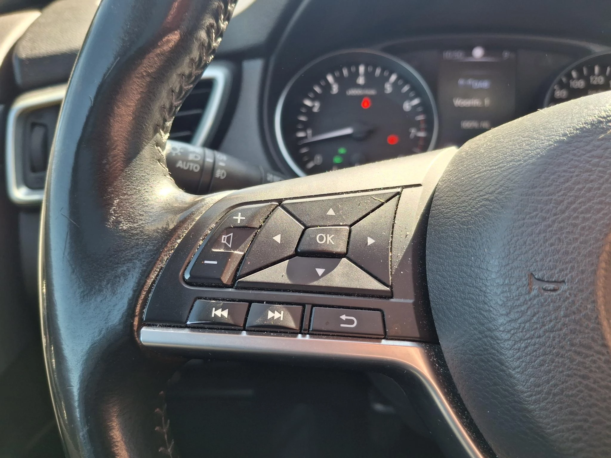 Nissan-QASHQAI-image-13