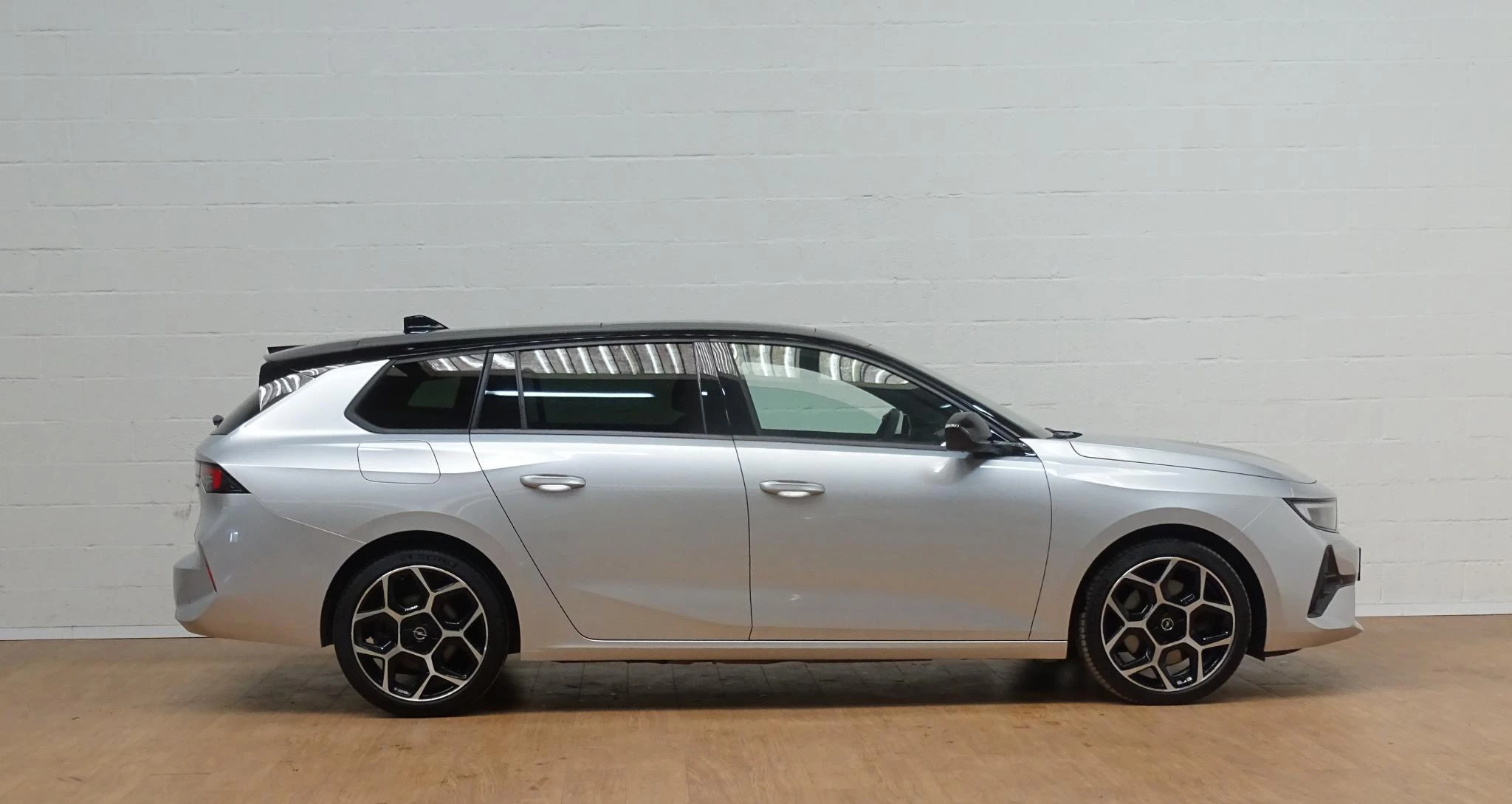 Opel-Astra-image-6