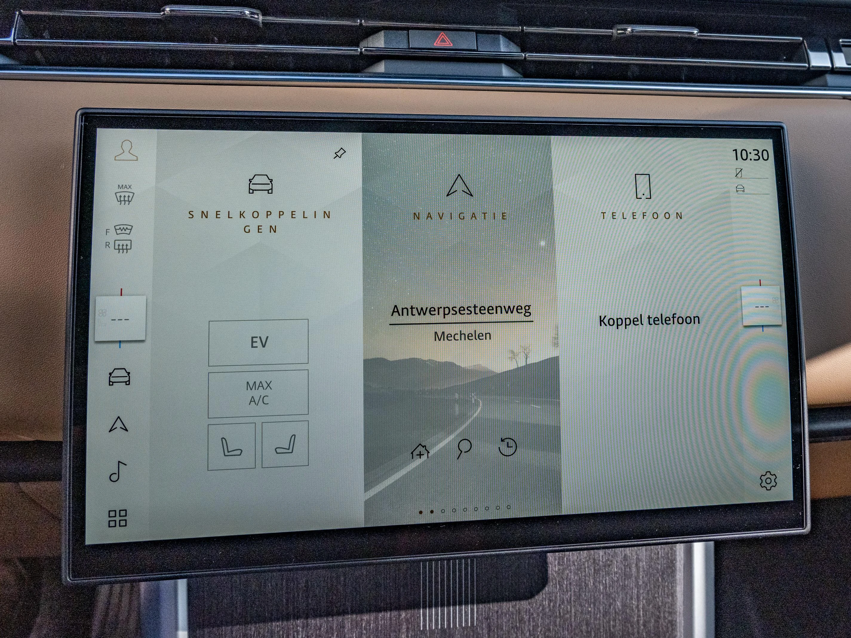 Land Rover-Range Rover-image-14