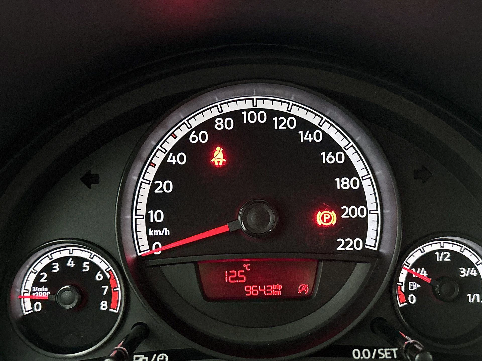 Volkswagen-up!-image-13