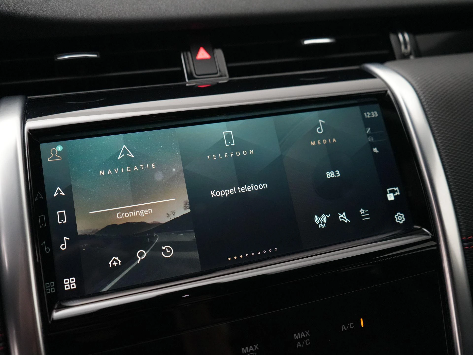 Land Rover-Discovery Sport-image-19