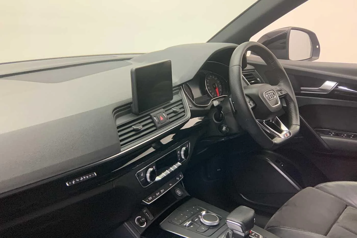 Audi-Q5-image-11