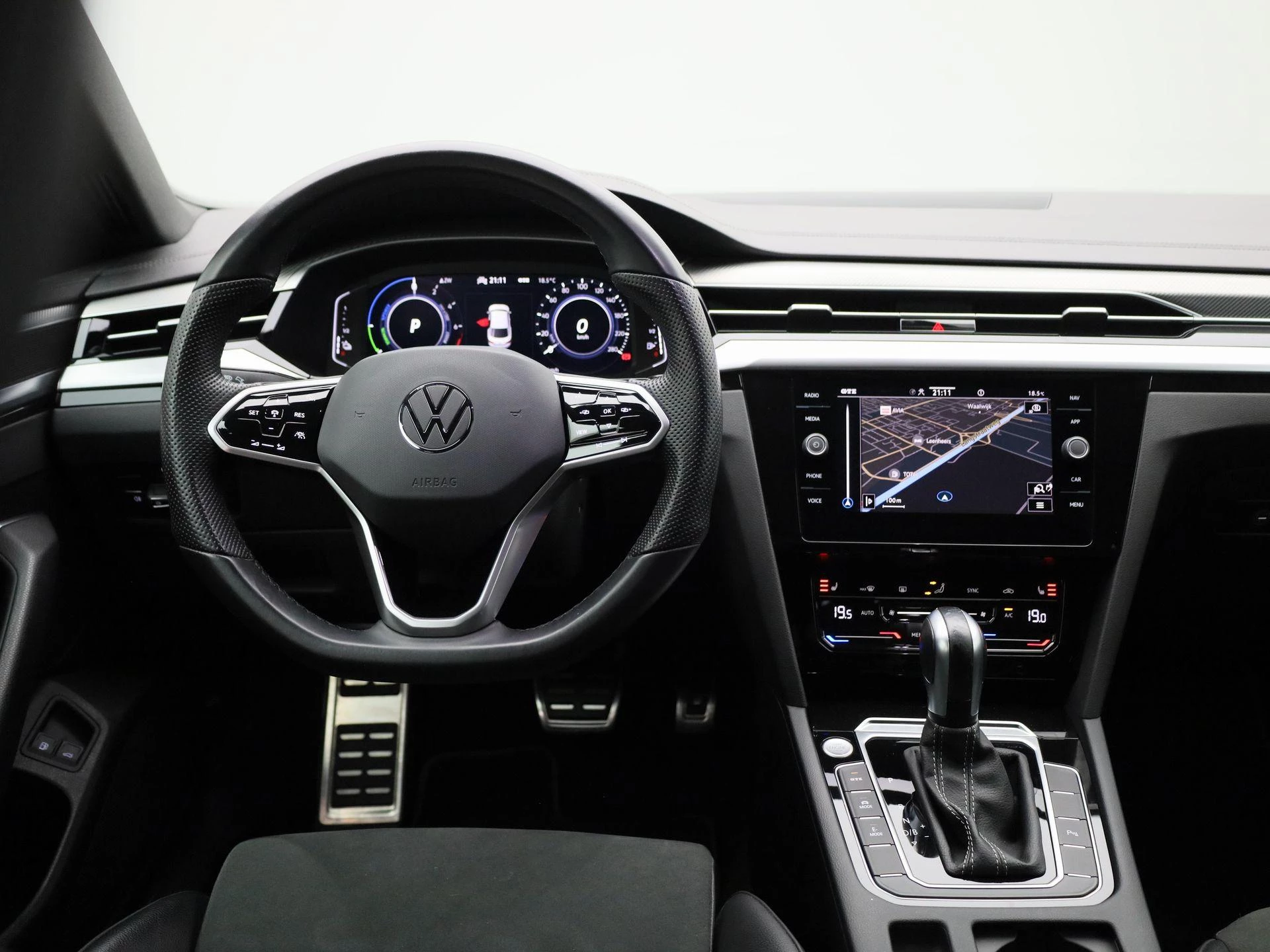 Volkswagen-Arteon-image-6