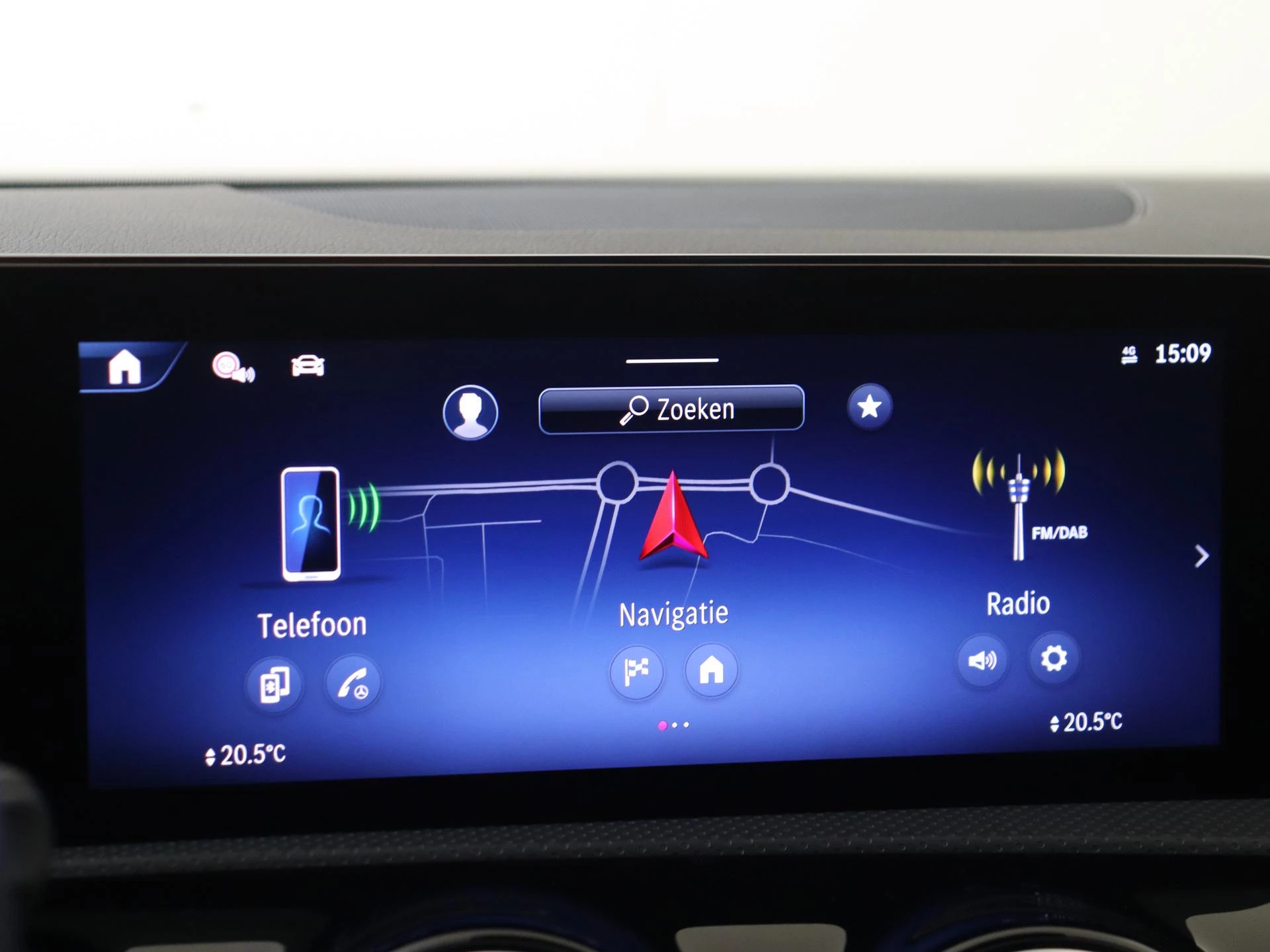 Mercedes-Benz A-Klasse 250 e Business Solution AMG