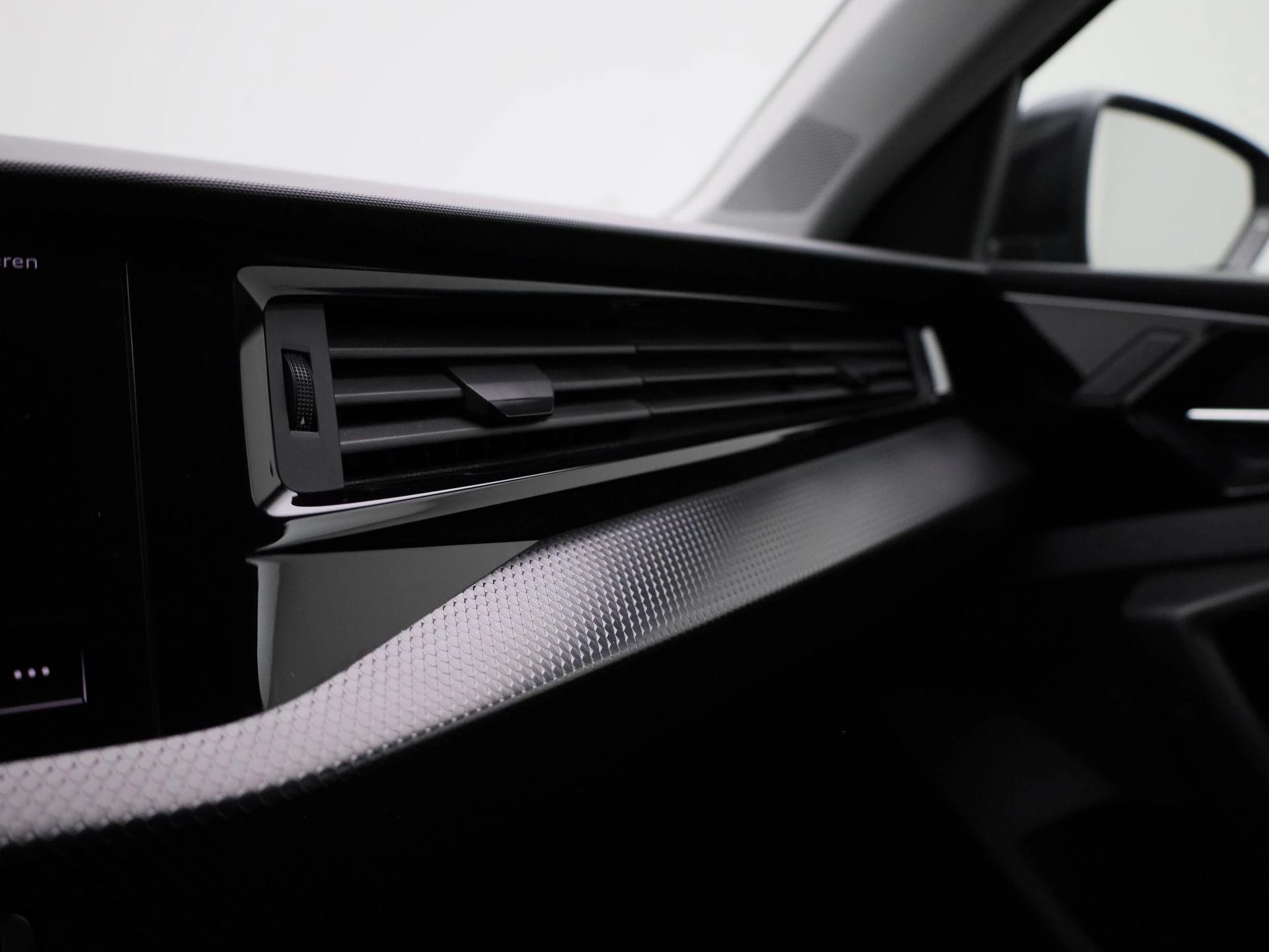 Audi-A1 Sportback-image-24