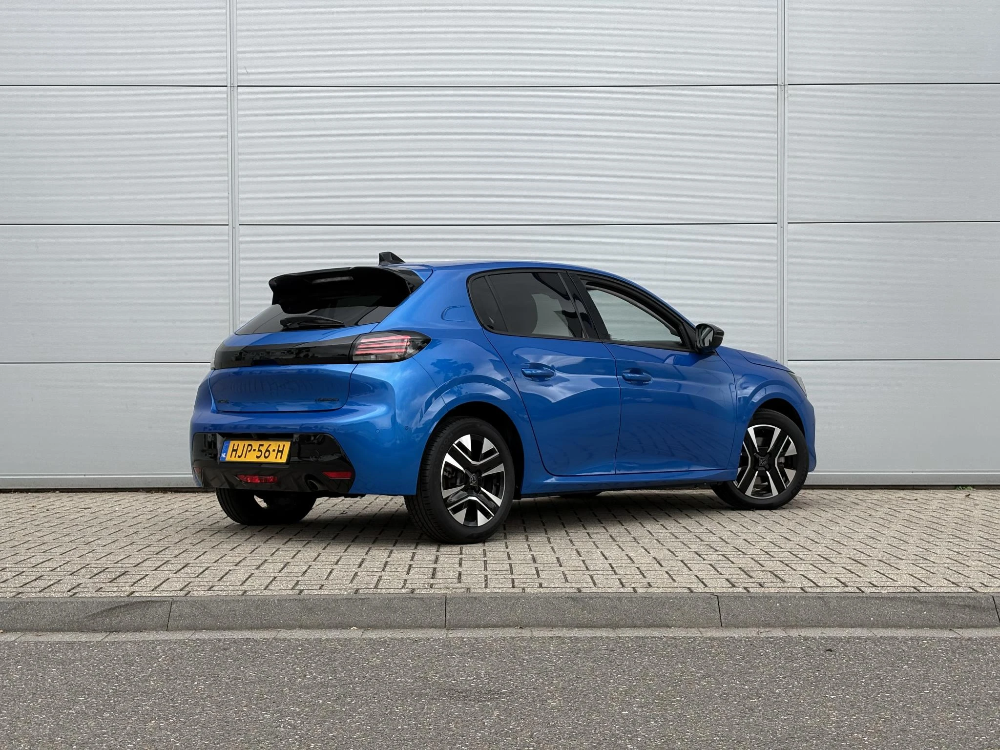 Peugeot-208-image-4