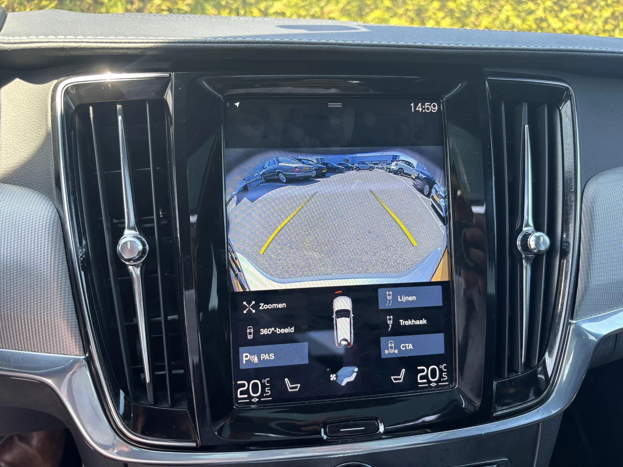 Volvo V90 B4 R-Design