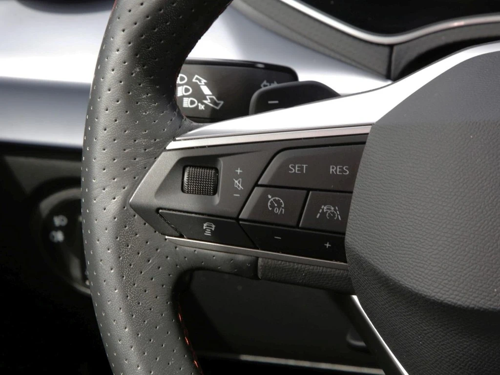 SEAT-Ibiza-image-16