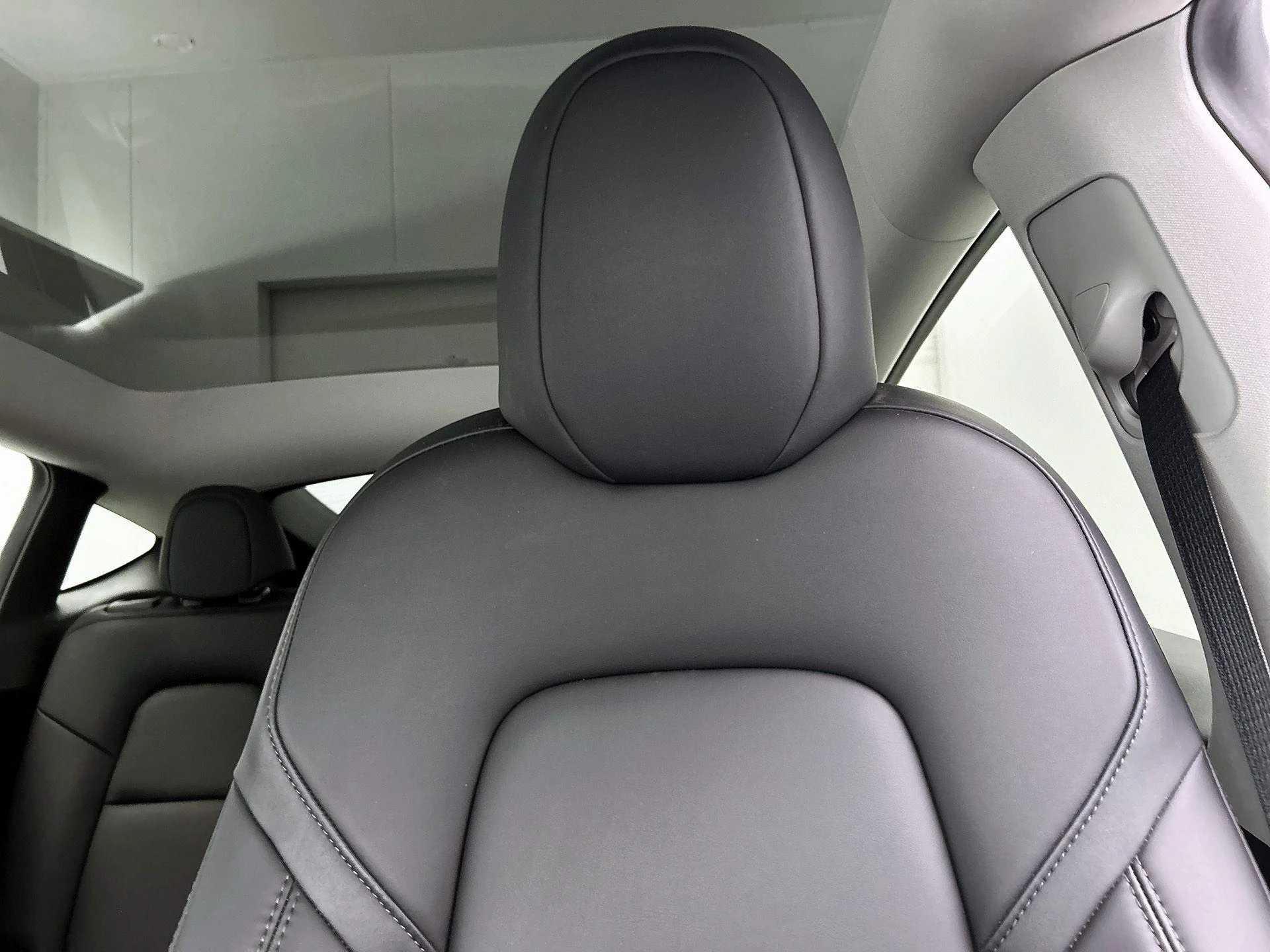 Tesla-Model Y-image-12