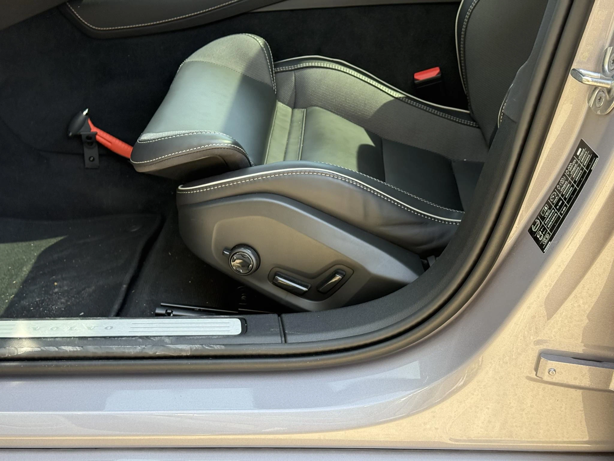 Volvo-V60-image-17