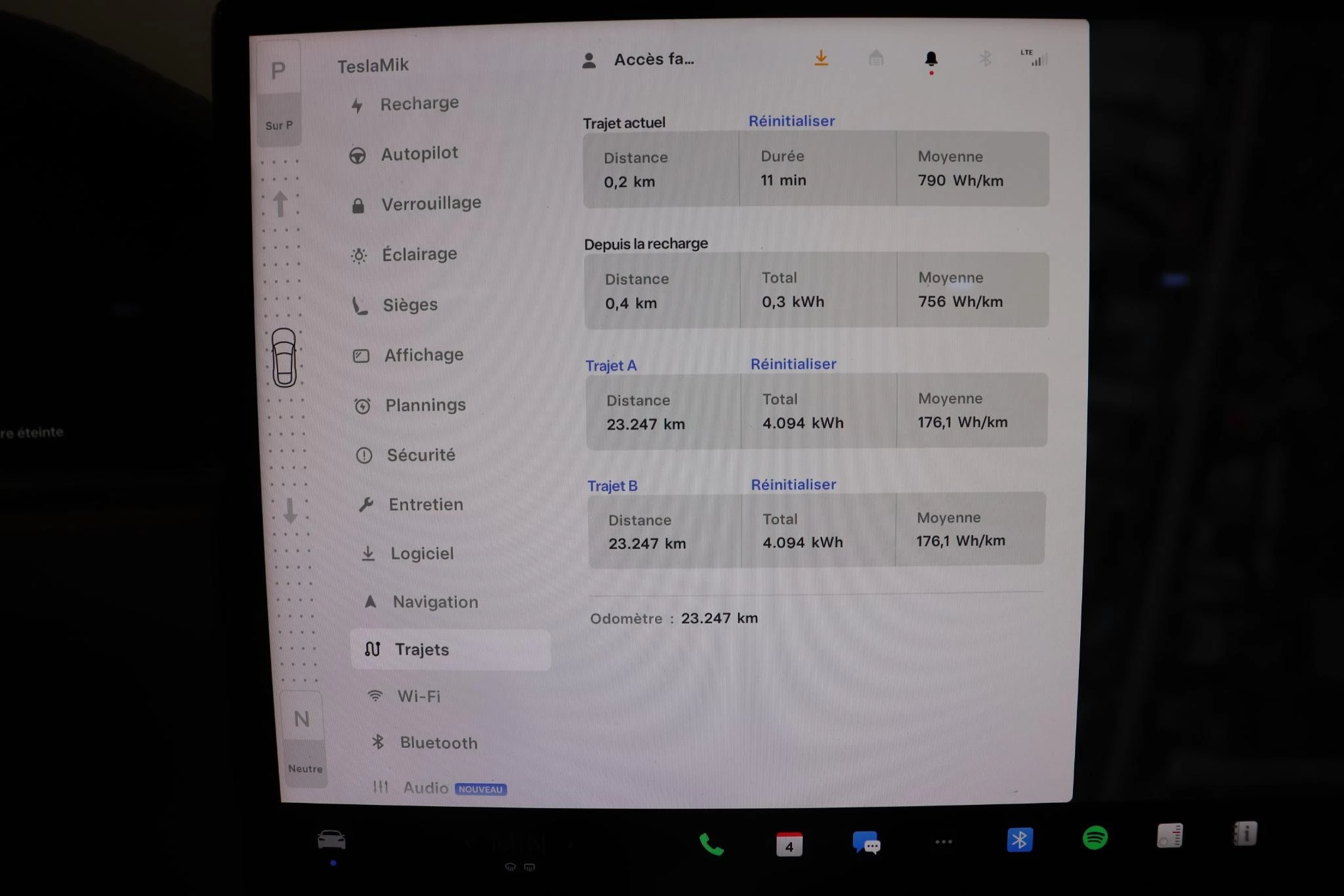 Tesla-Model S-image-16
