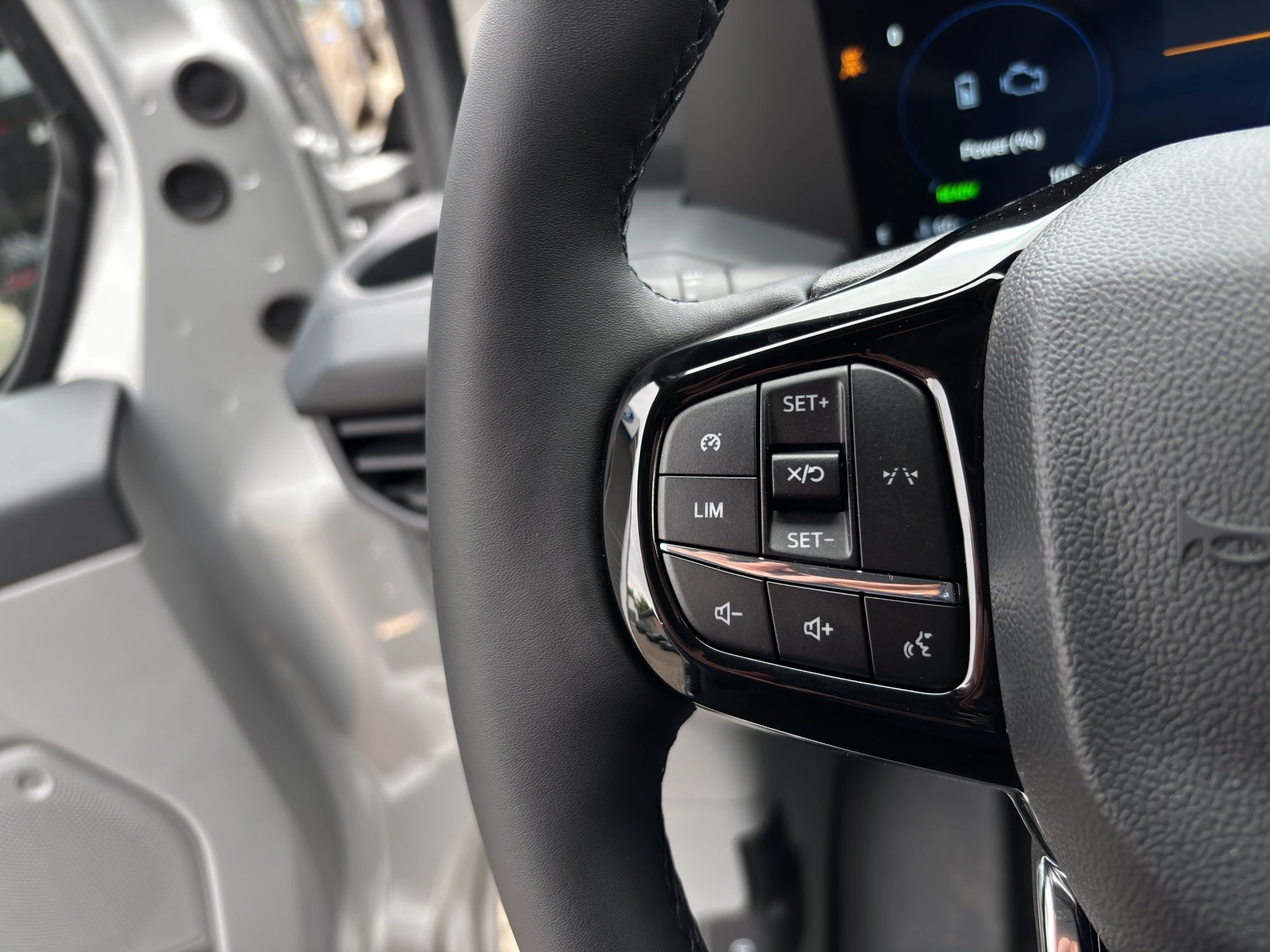 Ford Transit Custom Trend Service-Line PHEV 320 L1 *Aktion inkl. Macher Prämie bis 30.06.2026*