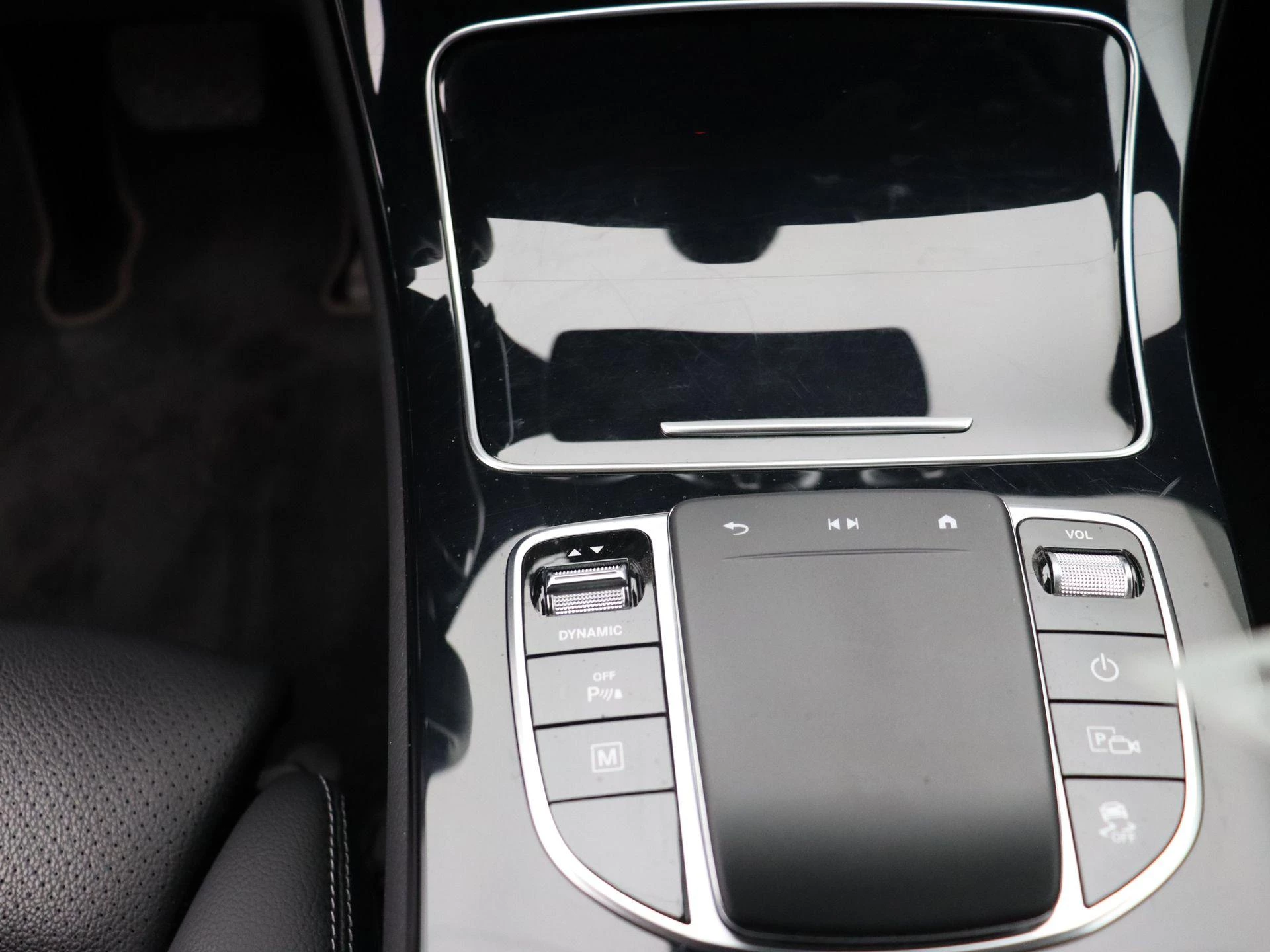Mercedes-Benz GLC 300 de 4M Business Solution Coupé + LEDER + CARPLAY +