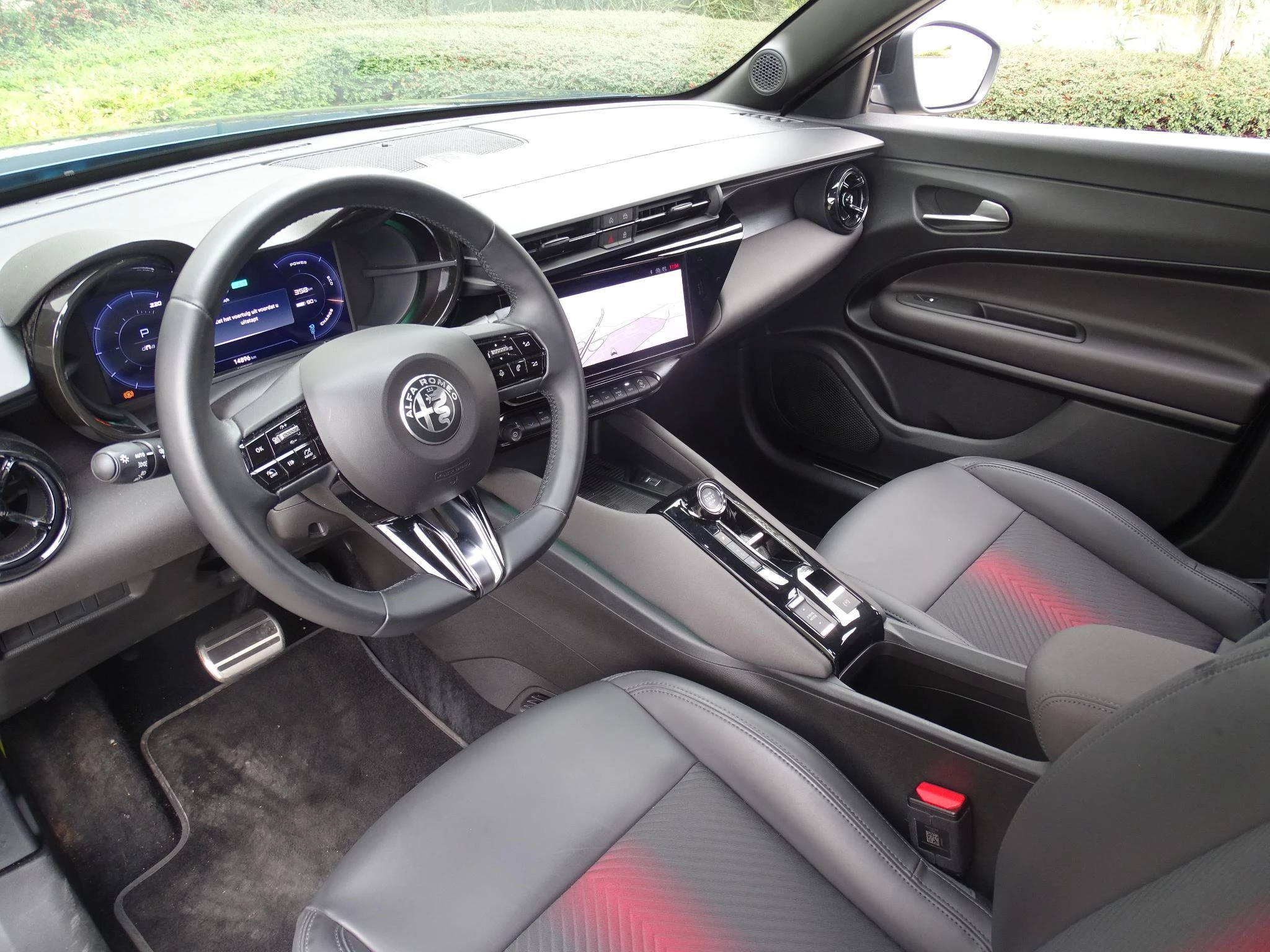 Alfa Romeo Junior 1.2 Hybrid 145 eDCT6 Ibrida Speciale