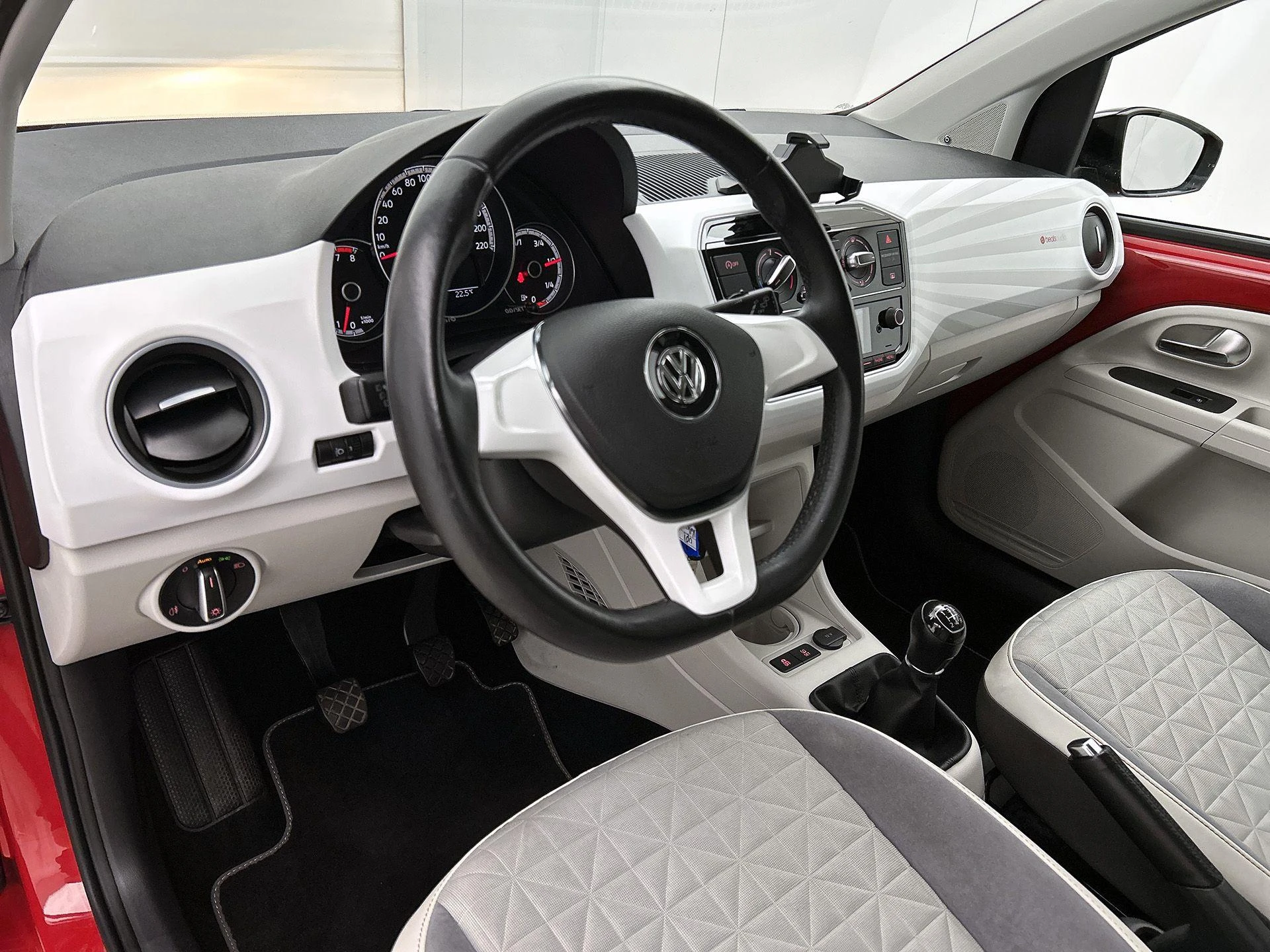 Volkswagen up! 1.0 BMT up! beats