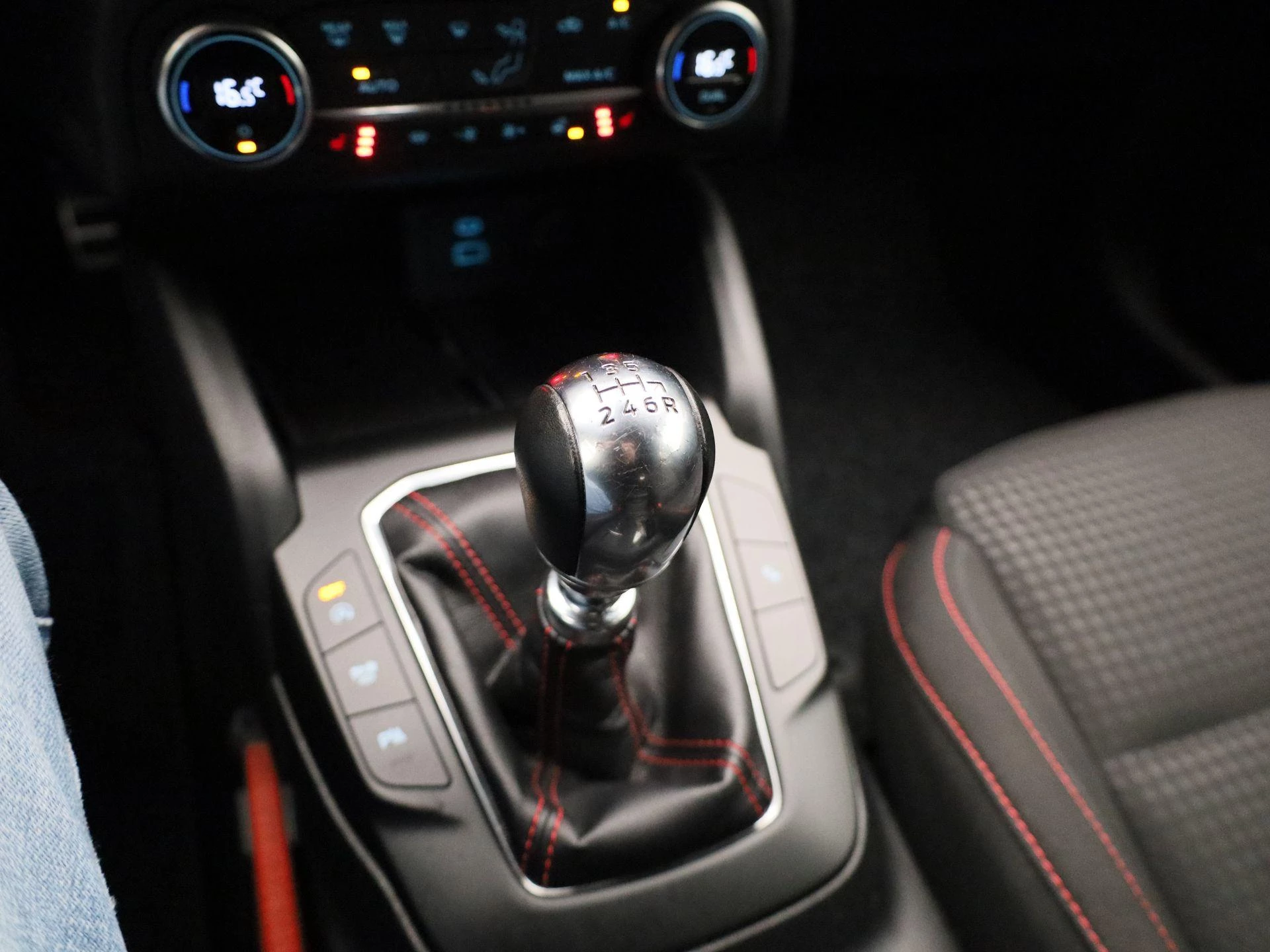Ford-Focus-image-24