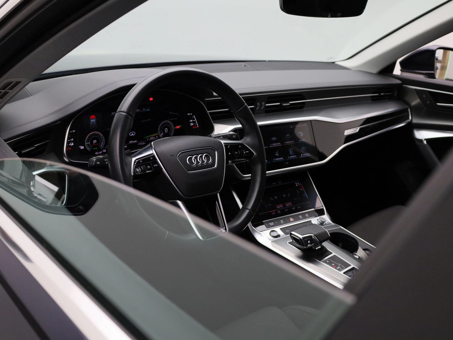 Audi-A6-image-22