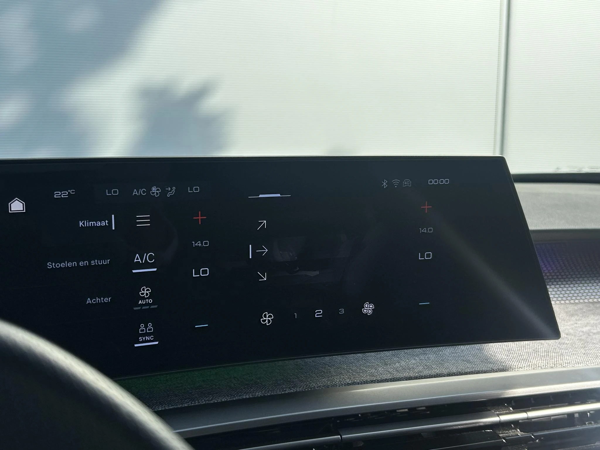 Peugeot-5008-image-13