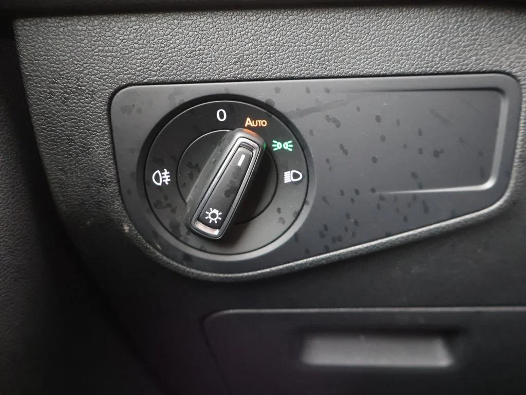 Volkswagen-Tiguan-image-23