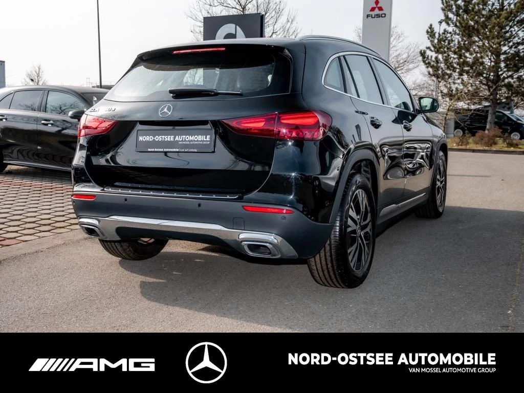 Mercedes-Benz-GLA-image-3