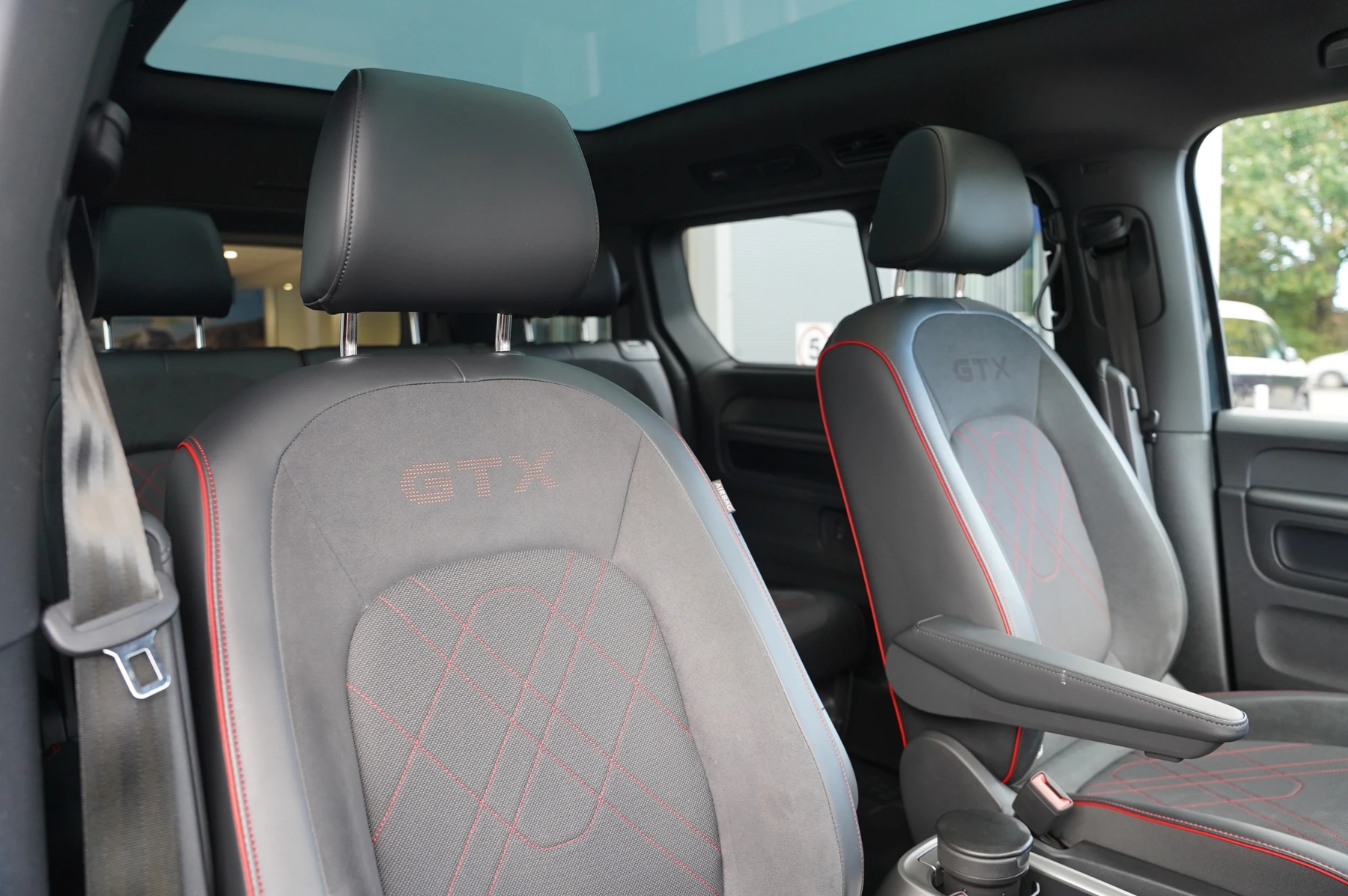 Volkswagen-ID. Buzz-image-8