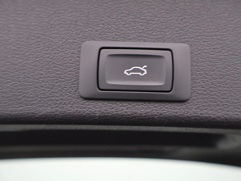 Audi-A4-image-16