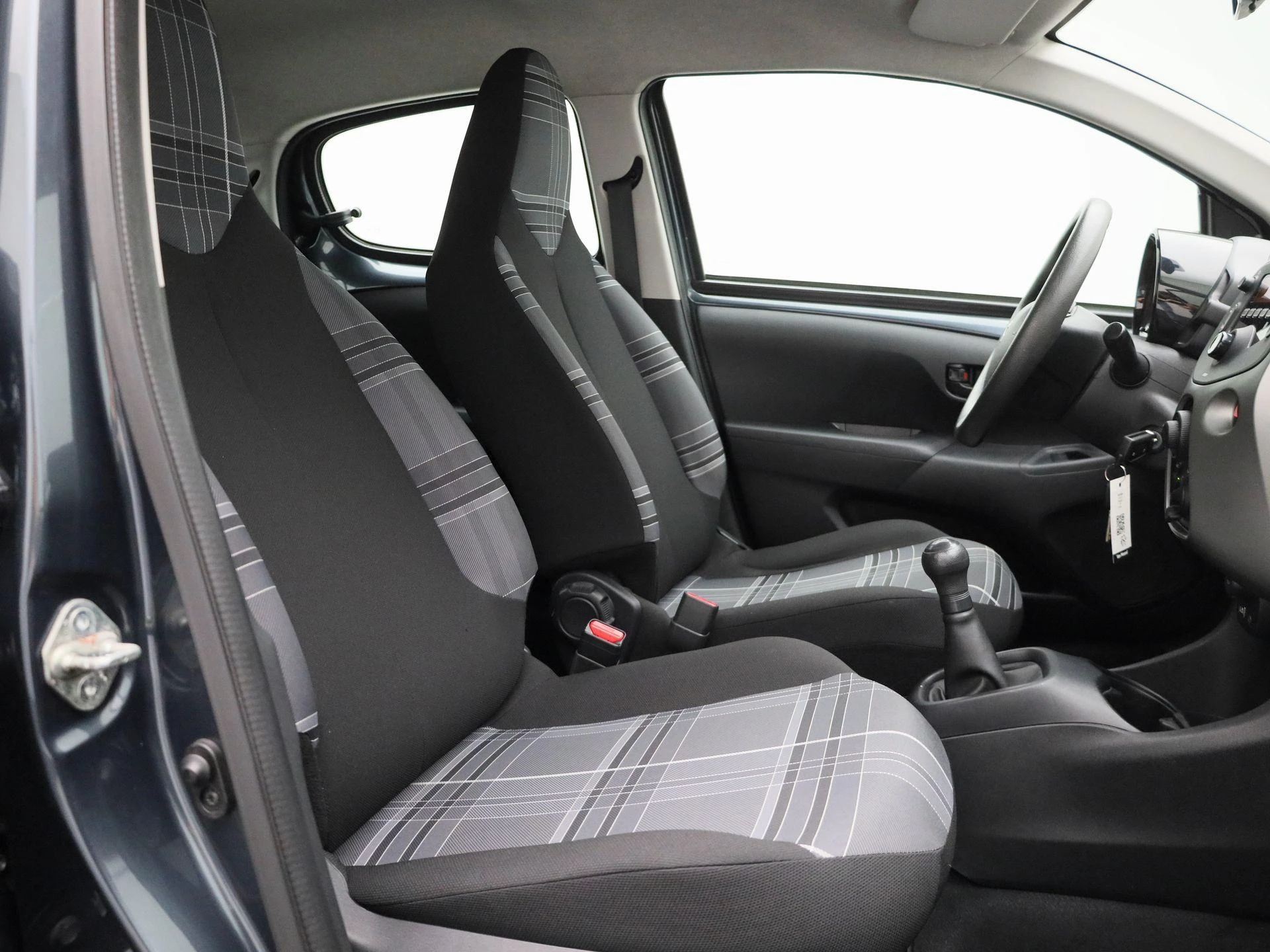 Peugeot-108-image-27