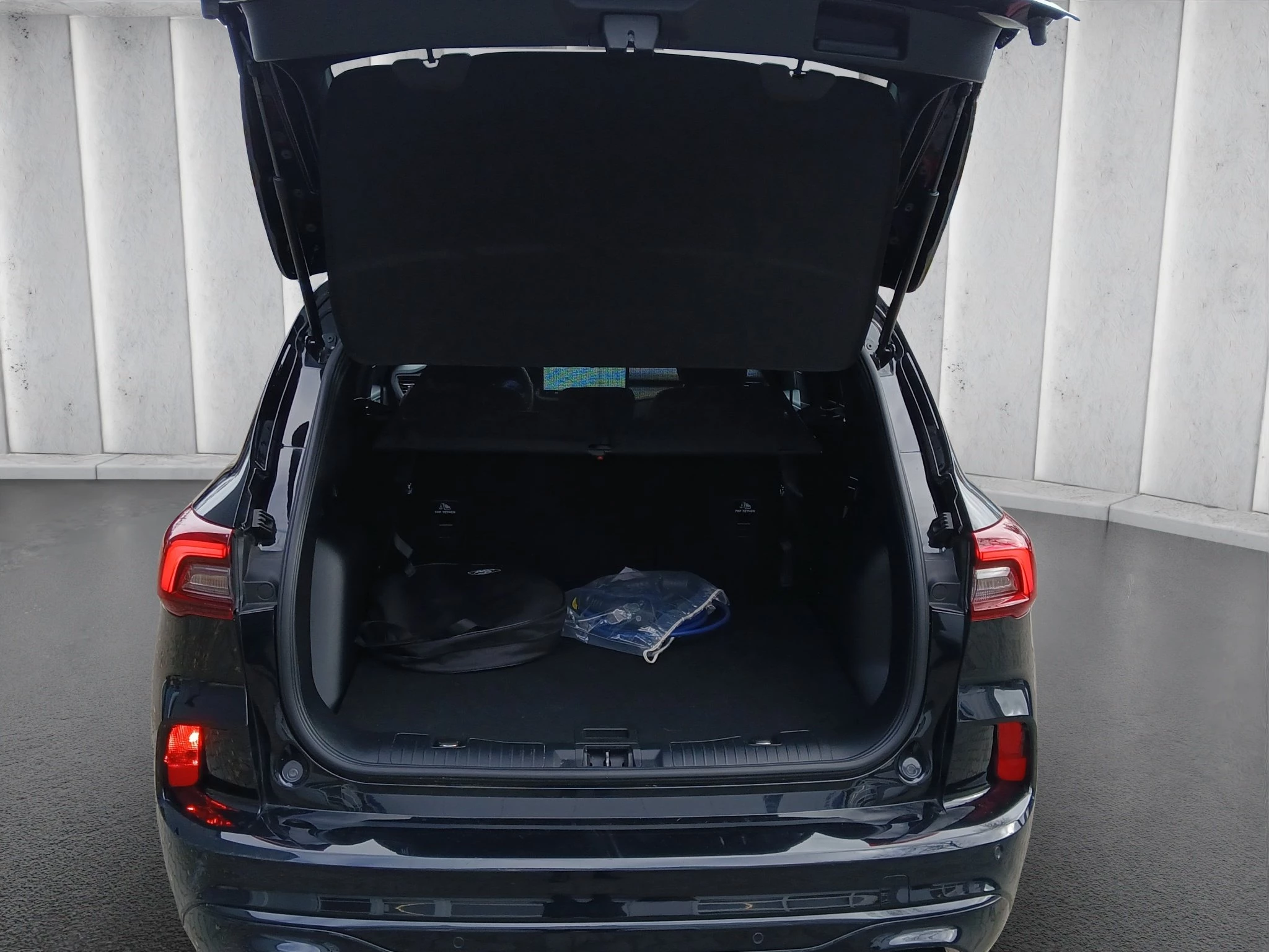 Ford Kuga ST-Line Plug-in*LED-MATRIX*KAM*NAVI*WINTER-PKT.