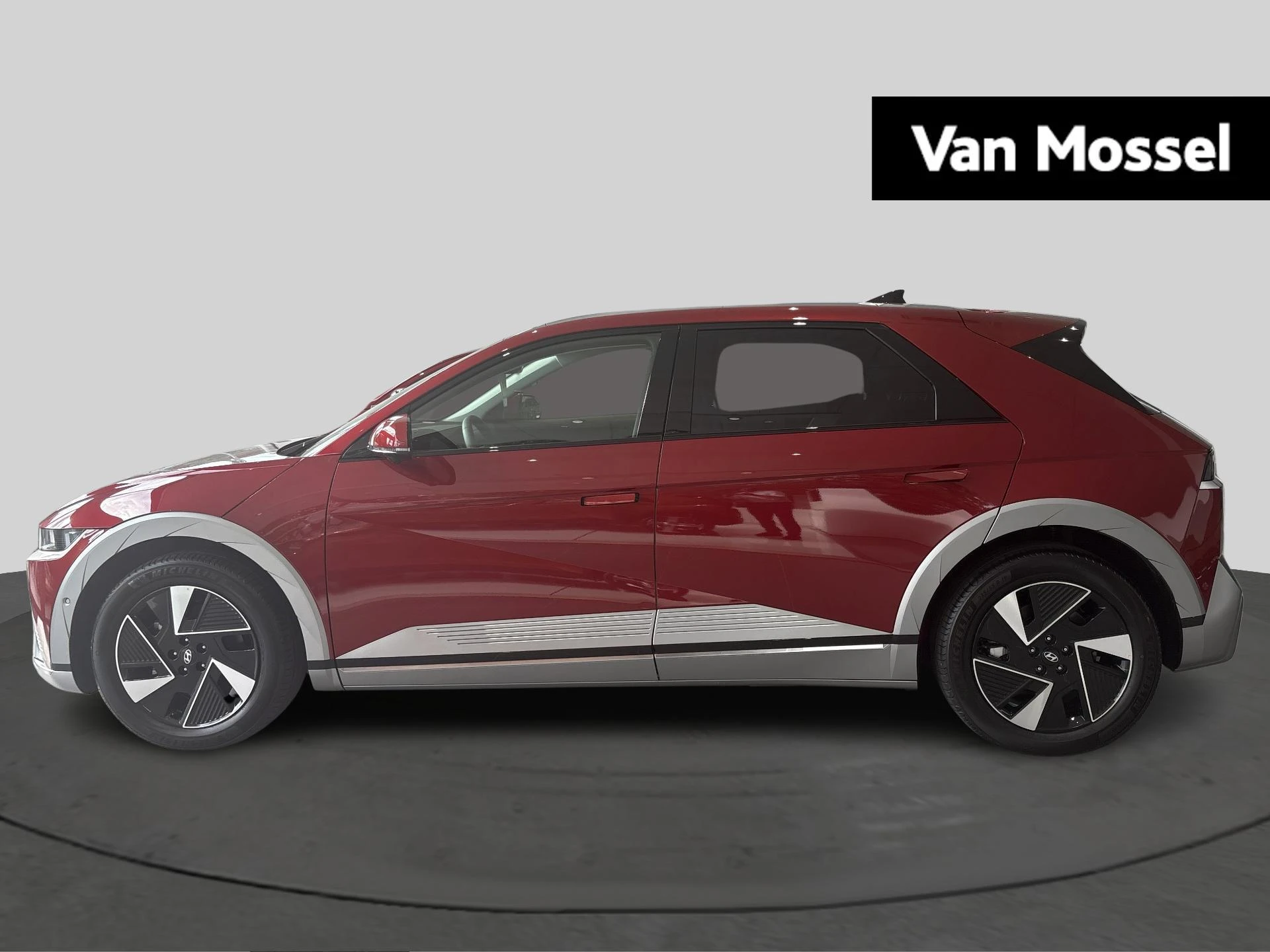 Hyundai-IONIQ 5-image-4