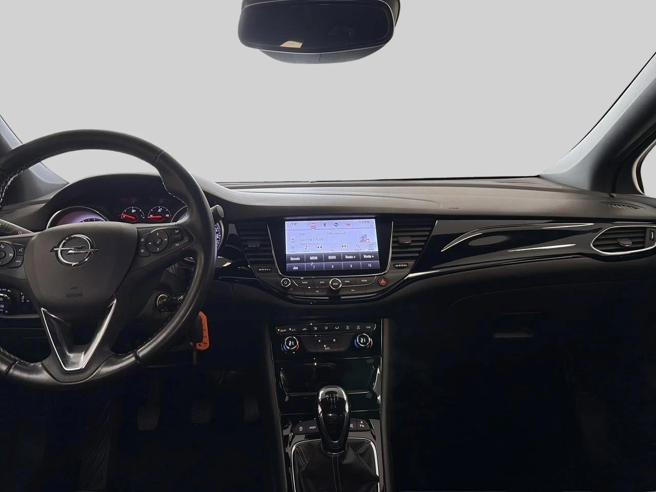 Opel-Astra-image-12