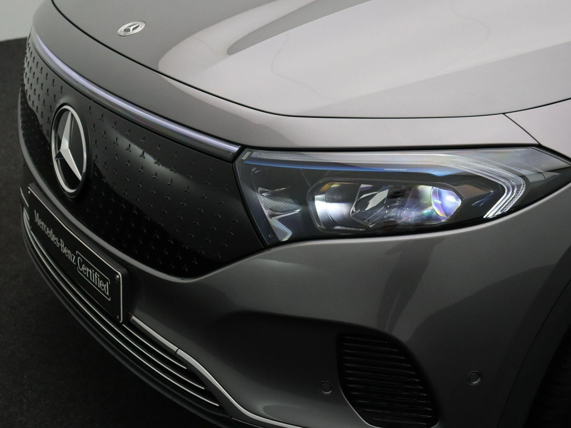 Mercedes-Benz-EQA-image-30