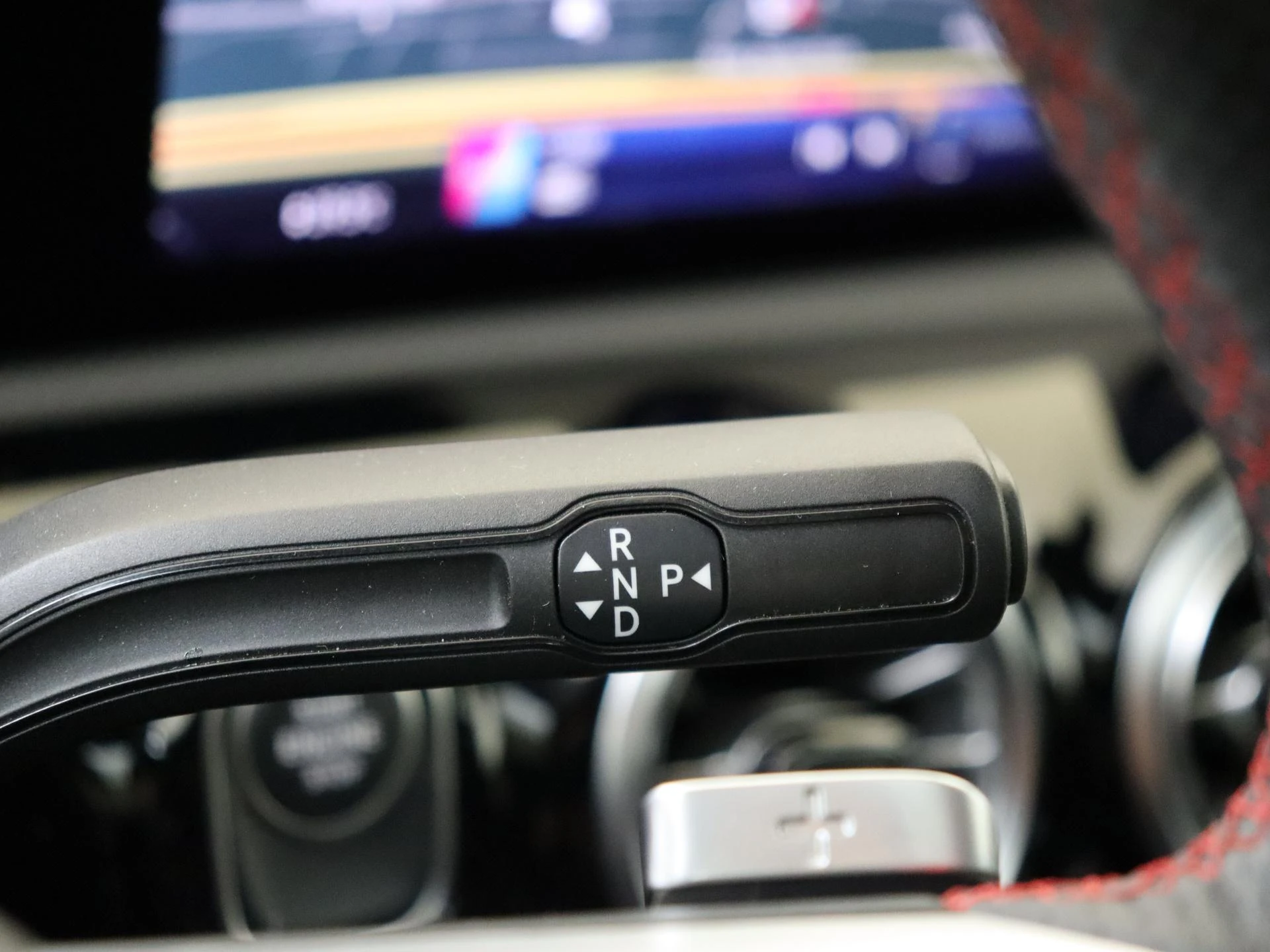 Mercedes-Benz-CLA-image-13
