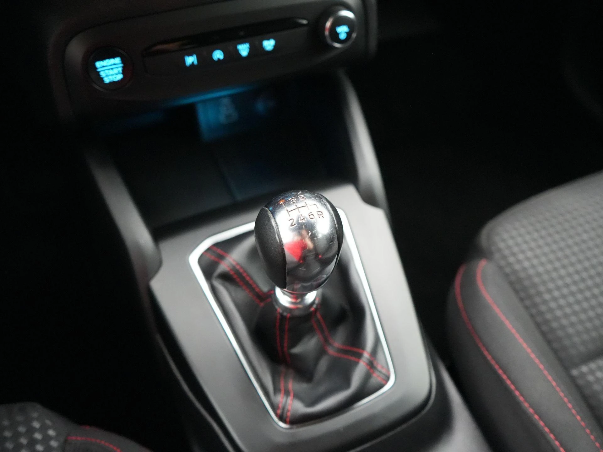 Ford Focus Clipper 1.0i EcoBoost MHEV 92kW ST-Line