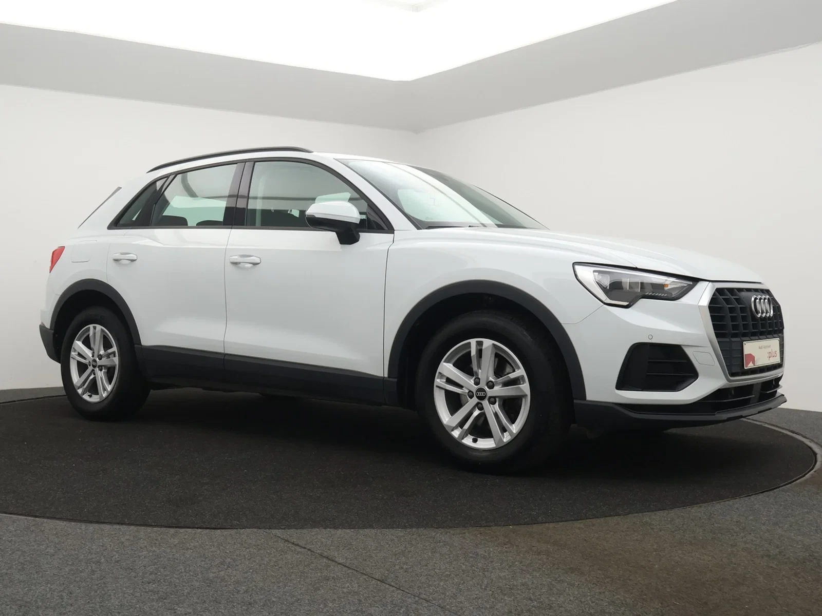 Audi Q3 Audi Q3 Business Edition 35TDI 150PK *AUTOMAAT*VIRTUAL COCKPIT*LEDER*CRUISE*PDC*APP-CONNECT*...*