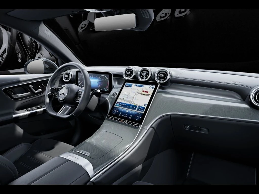 Mercedes-Benz-GLC 220 d-image-11